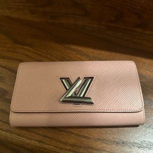 EUC Louis Vuitton Epi Twist Wallet in Light Pink (M61178)